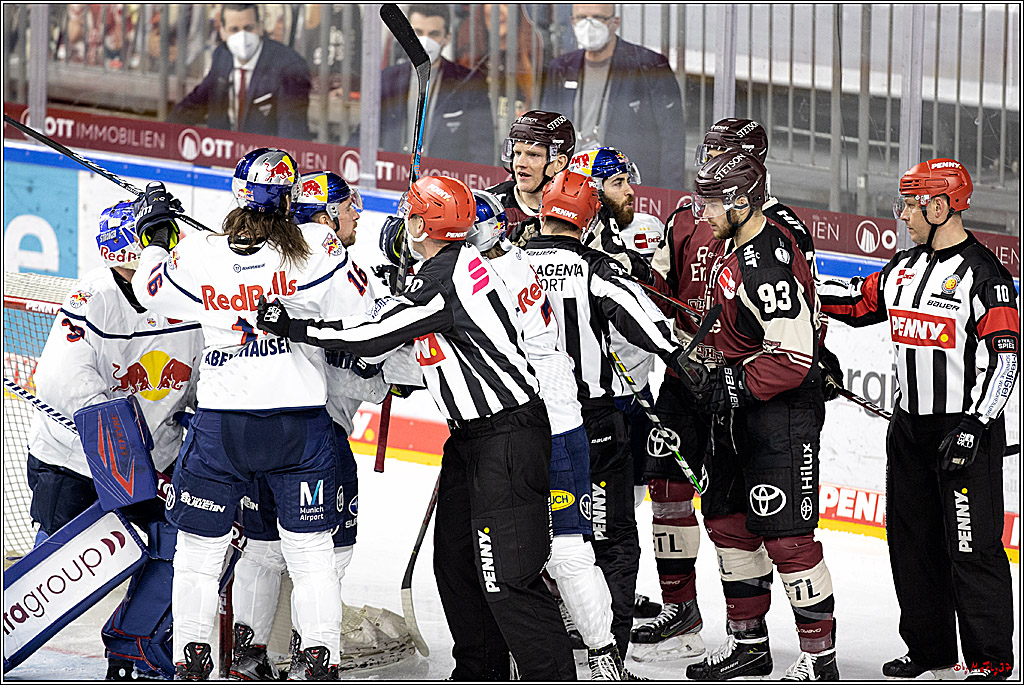 PENNY DEL;  Koelner Haie - EHC Red Bull Muenchen; Koeln, 31.03.2021